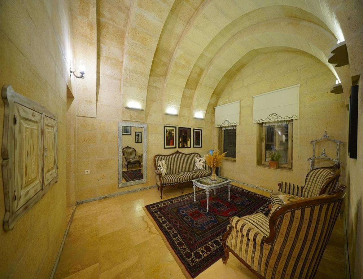 Karlik Cave Suite Cappadocia Ючхисар Екстериор снимка
