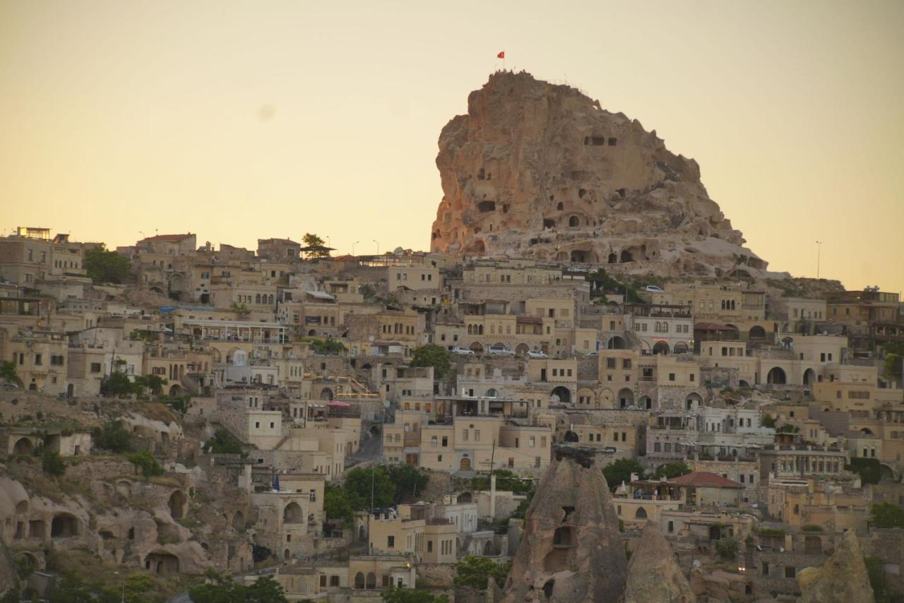 Karlik Cave Suite Cappadocia Ючхисар Екстериор снимка