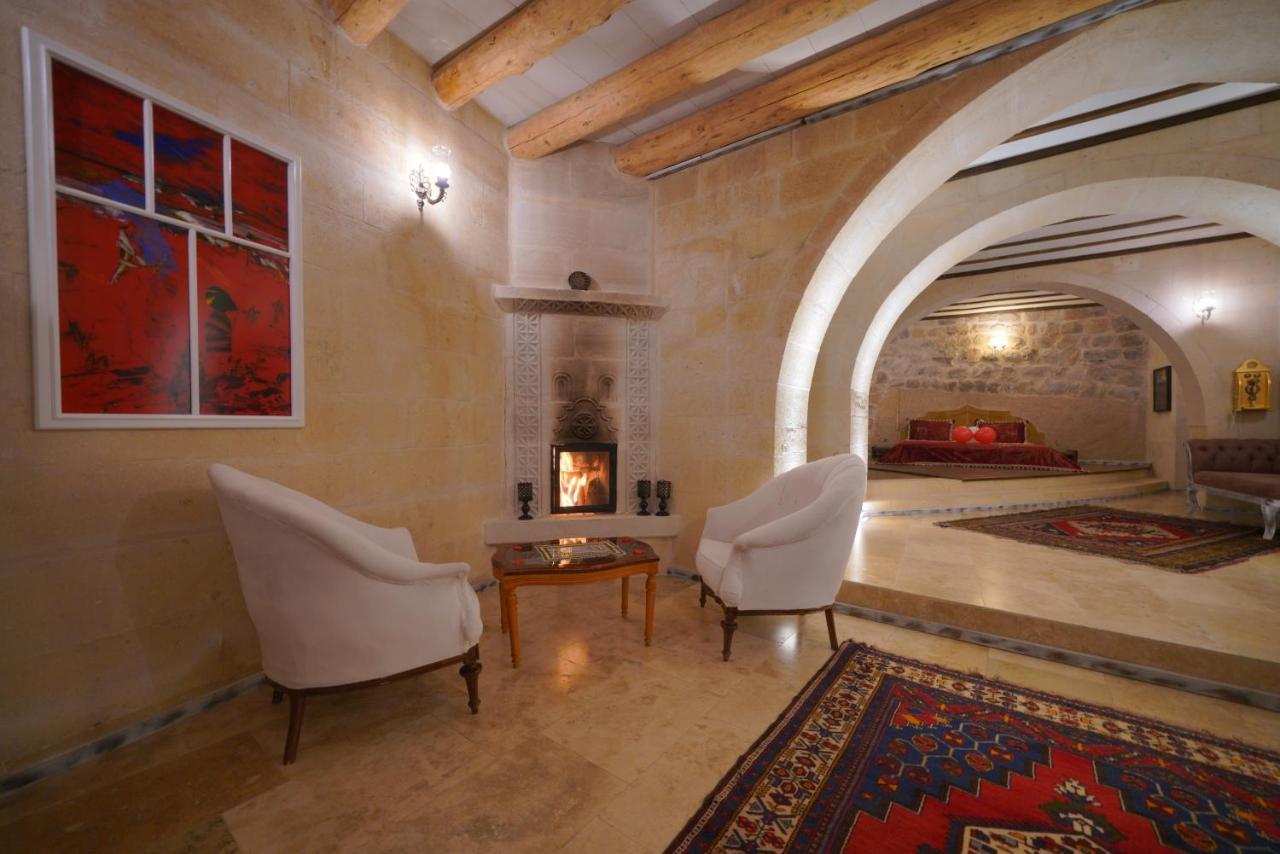 Karlik Cave Suite Cappadocia Ючхисар Екстериор снимка