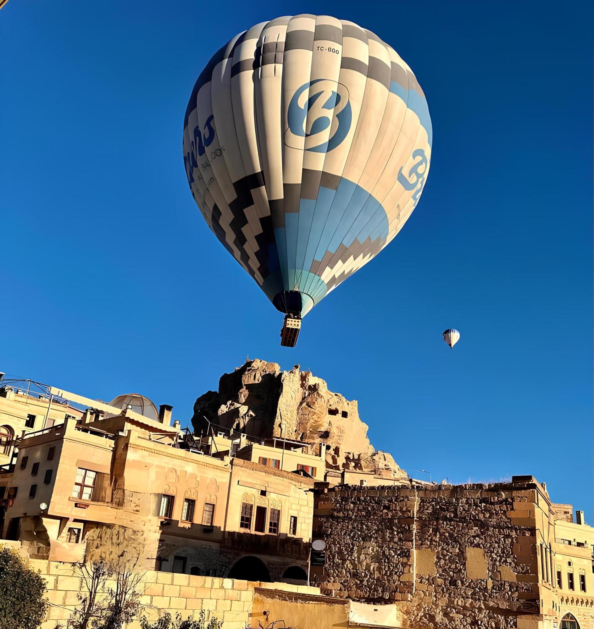 Karlik Cave Suite Cappadocia Ючхисар Екстериор снимка