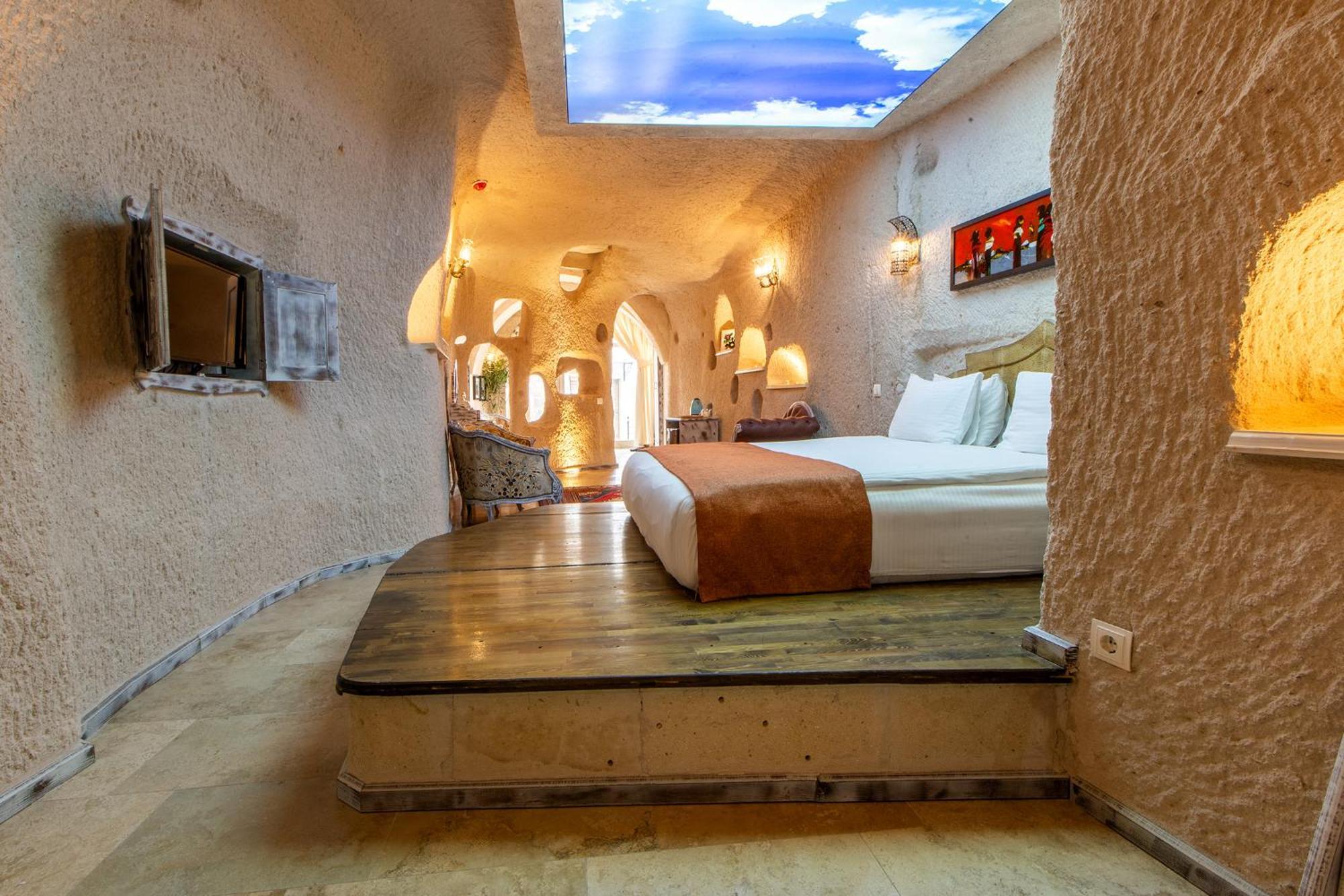 Karlik Cave Suite Cappadocia Ючхисар Екстериор снимка